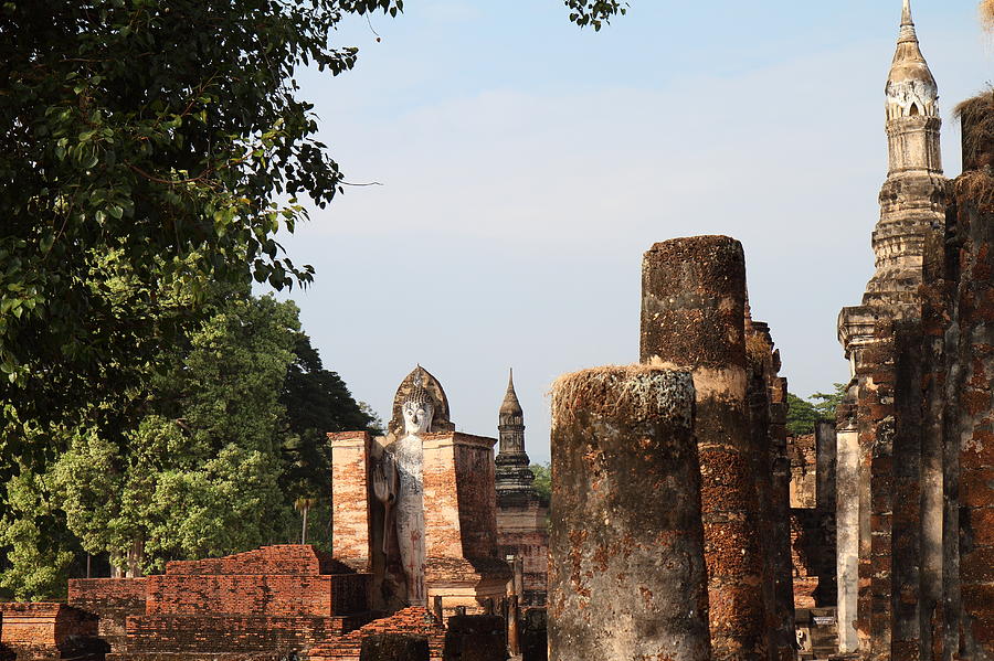 Sukhothai Historical Park - Sukhothai Thailand - 011335 Photograph by DC Photographer