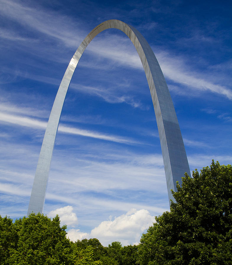 Summer afternoon at the St Louis Arch Photograph by Garry McMichael