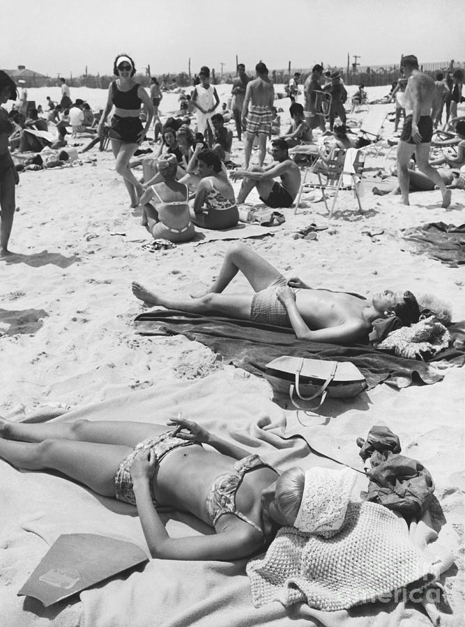 Sunbathers, 1963 Photograph by Suzanne Szasz