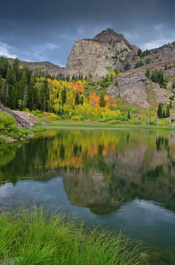 Fall Photograph - Sundial Peak Reflected In Lake Lillian by Howie Garber