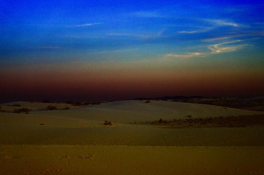 Sundown In White Sands Photograph by Jeff Swan