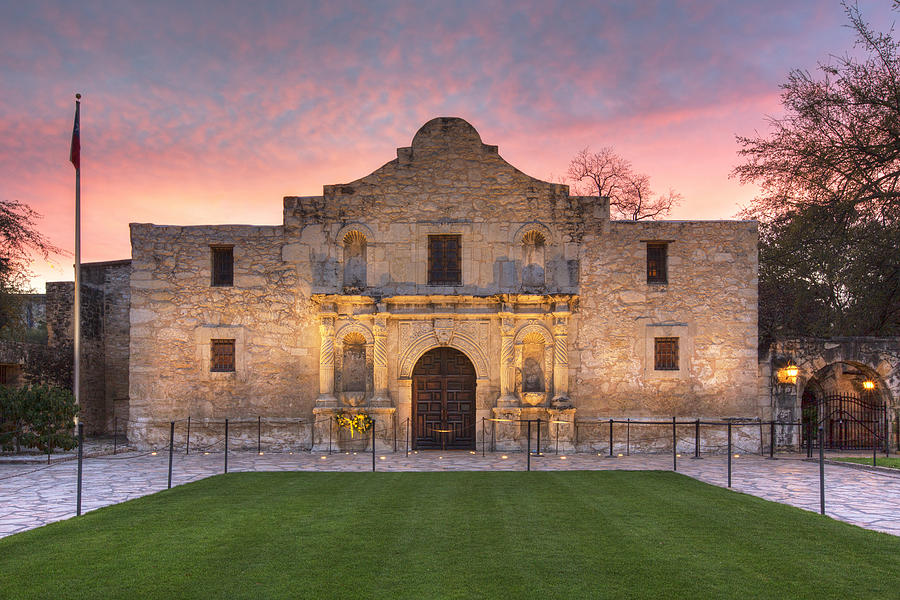 San Antonio Photograph - Sunrise at the Alamo San Antonio Texas 1 by Rob Greebon
