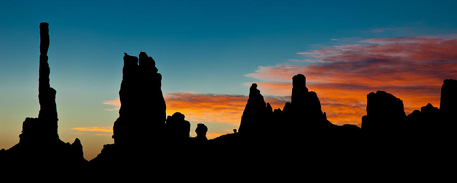 Sunrise at Totem Pole Photograph by George Buxbaum