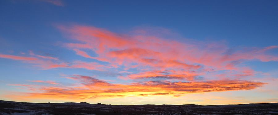 Sunrise in Wyoming Photograph by Robert Lowe