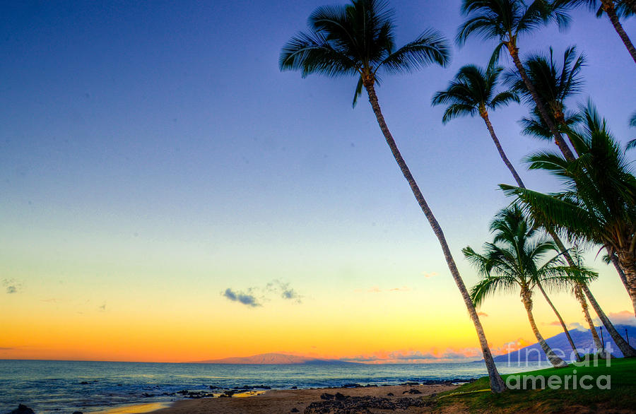 Sunrise Keawakapu Beach Maui. Photograph by Kelly Wade