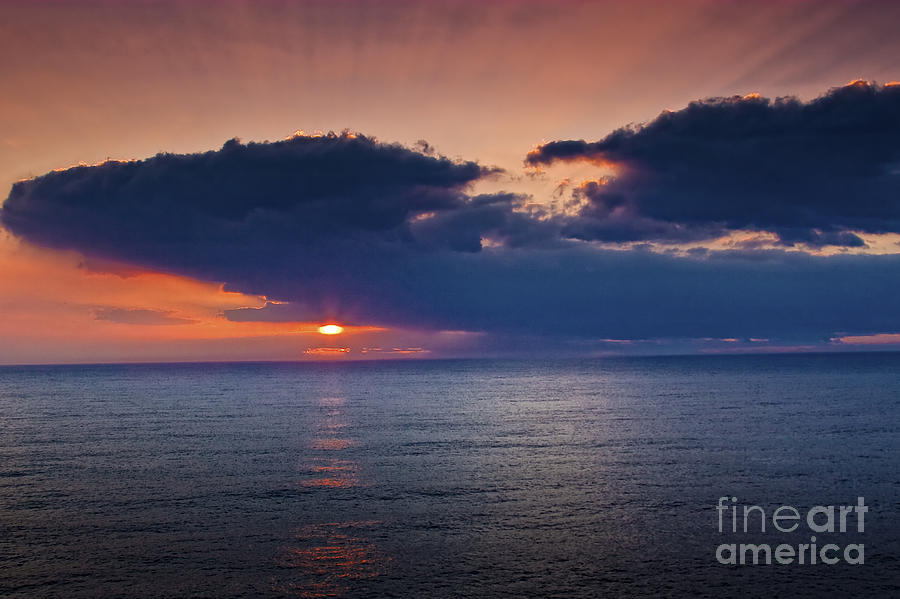 Sunrise off Maui Photograph by Ronald Lutz