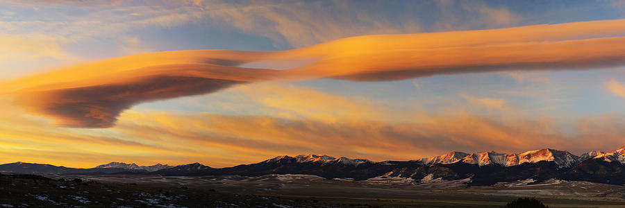 Sunrise On Lenticular Clouds Photograph by Gary Benson