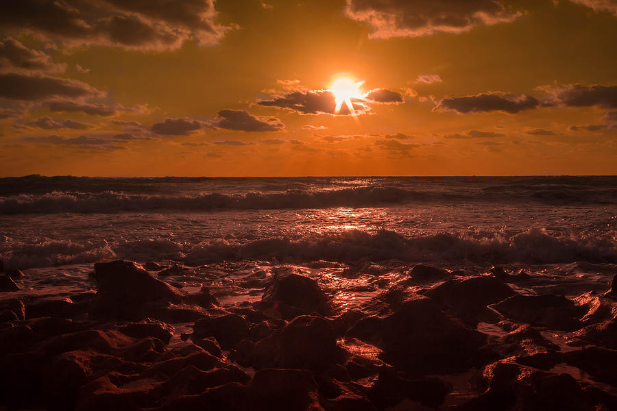 Sunrise on the Rocks Photograph by George Kenhan