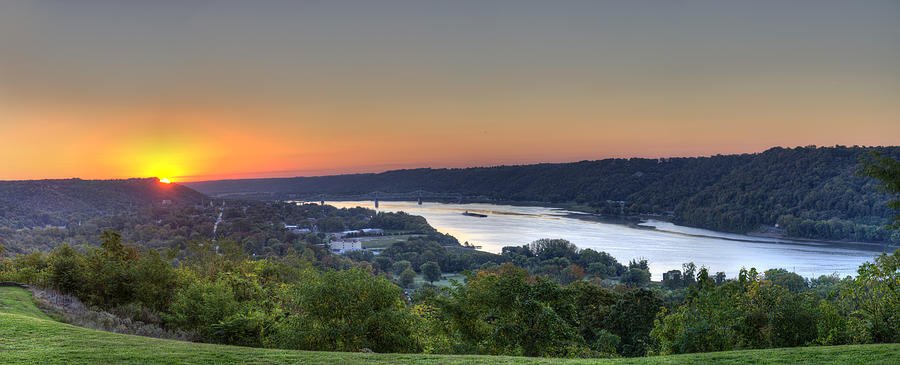 Sunrise Over The Ohio River Photograph by Walt Sterneman