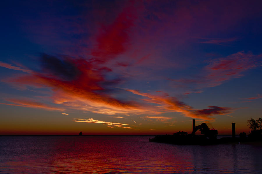 Sunrise Over the Port of Milwaukee Photograph by Chuck De La Rosa