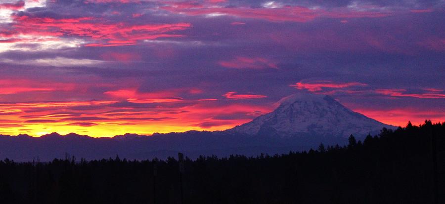 sunrise Washington state and MT Rainier Photograph by Ronald Hanson ...