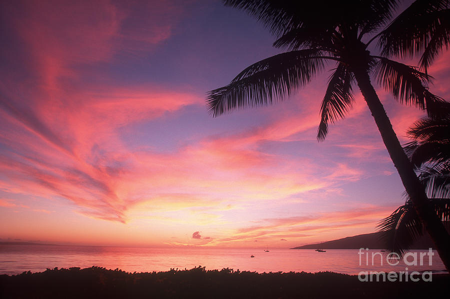 Sunset At Kihei Maui Photograph by David Olsen