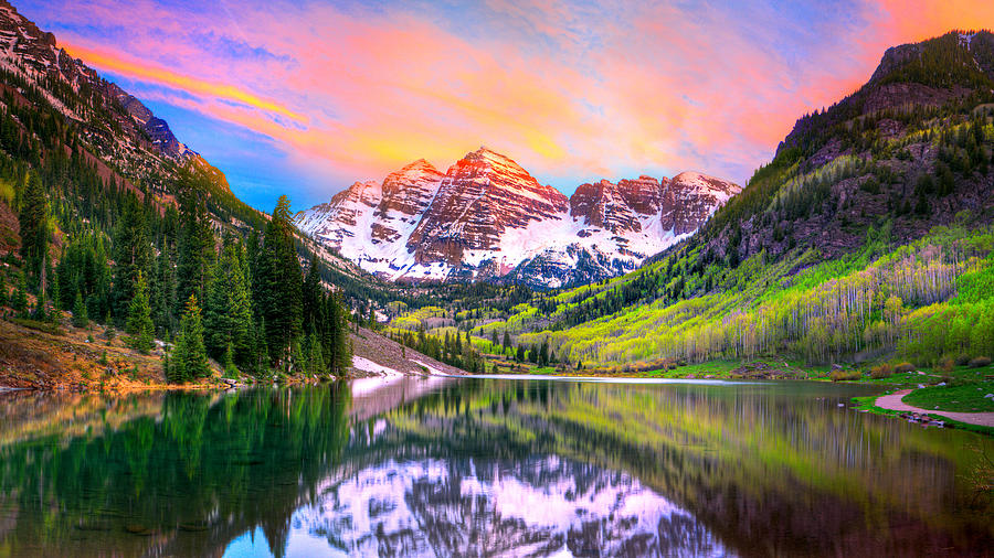 Nature Photograph - Sunset at Maroon Bells and Maroon Lake Aspen CO by James O Thompson