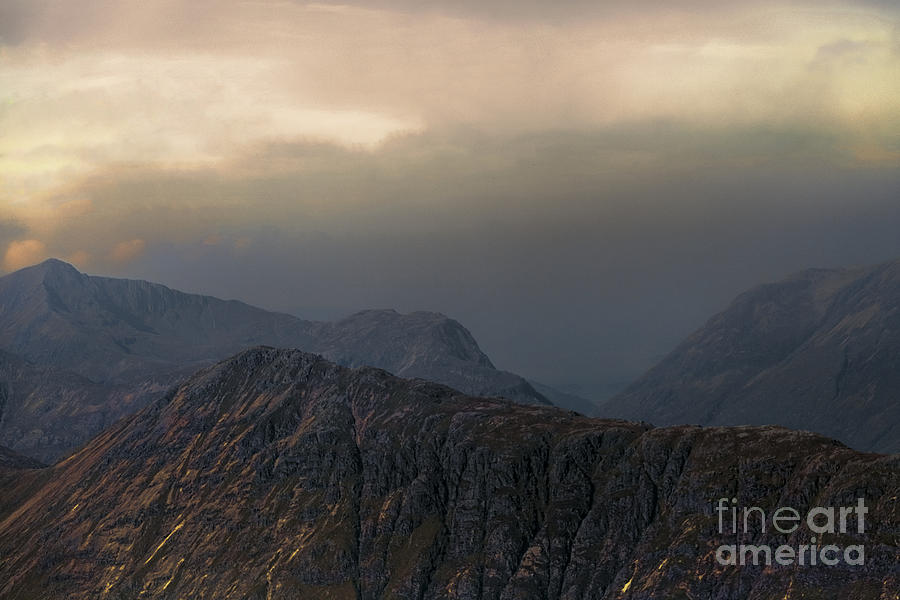 Sunset at Stob Dearg  Photograph by Kype Hills