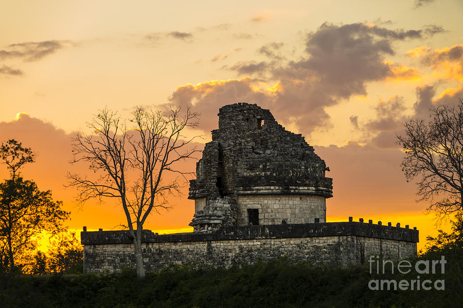 Sunset at the Mayan Observatory El Caracol in Chichen Itza Mexico Photograph by Oscar Gutierrez