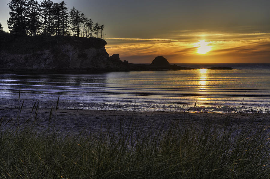 Sunset Photograph - Sunset Bay Paradise by Mark Kiver