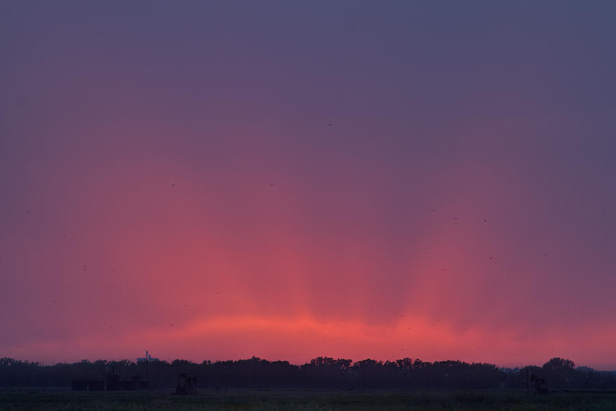 Sunset beams Photograph by Rob Graham