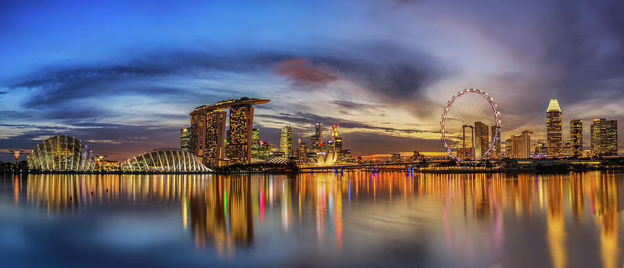 Architecture Photograph - Sunset By The Bay by Zexsen Xie