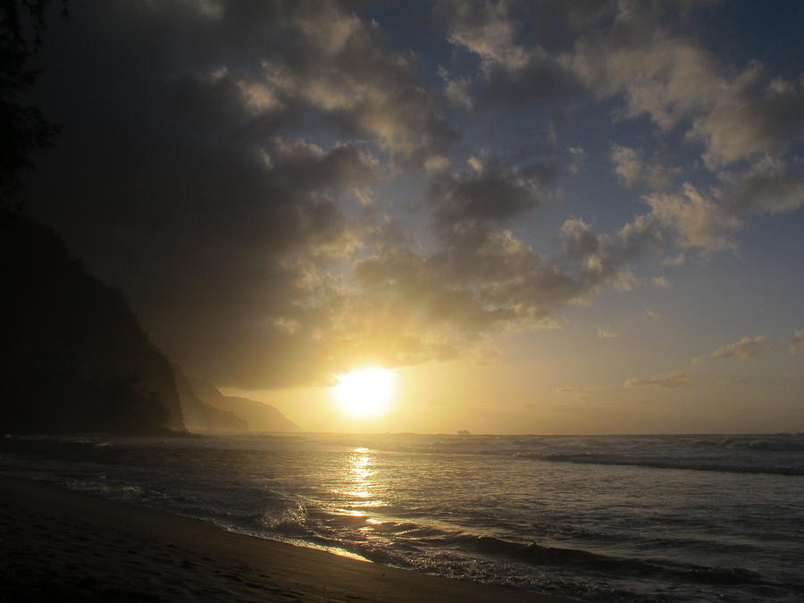 Sunset Photograph - Sunset Hawaii by Pamela Funk