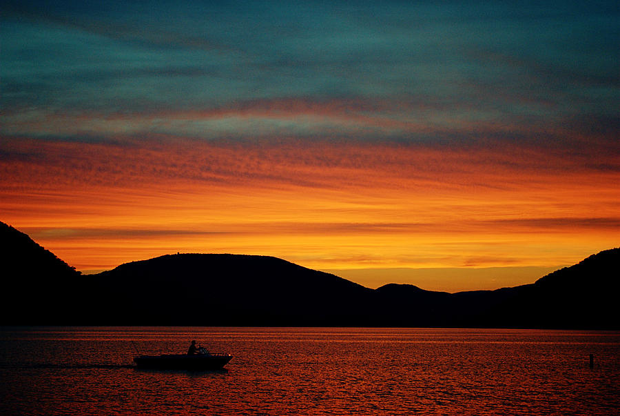 Sunset on the Hudson Photograph by Judy Salcedo
