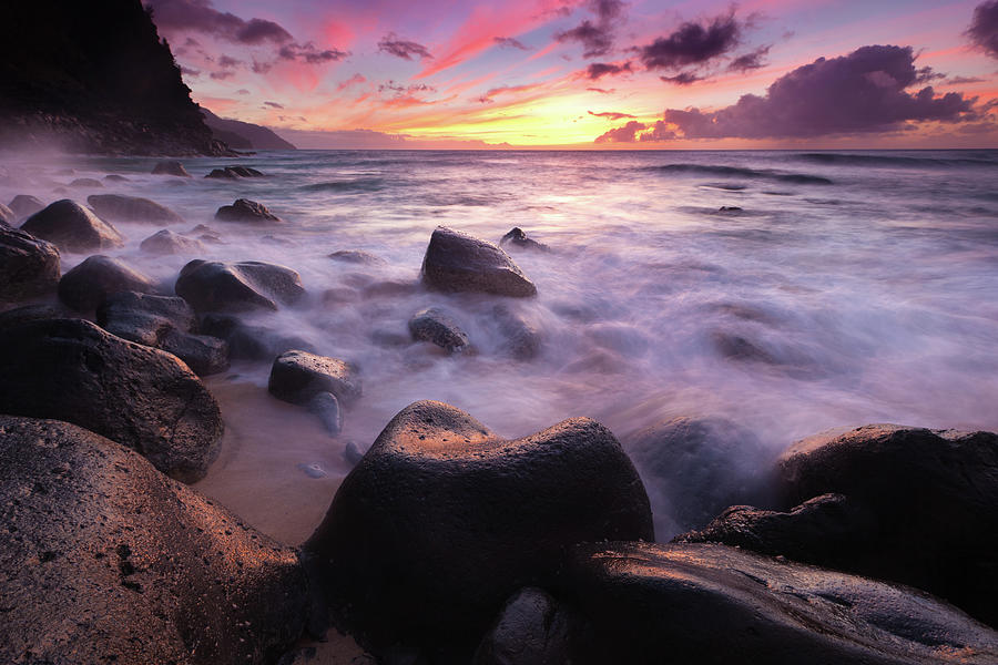 Sunset On The Napali Coast, Kaui, Hawaii Photograph by Wingmar Sunset On The Napali Coast, Kaui, Hawaii Photograph by Wingmar