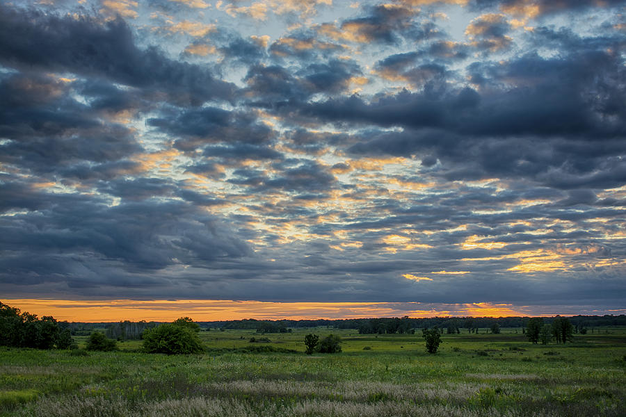 Sunset On The Prairie Photograph by Dan Hefle