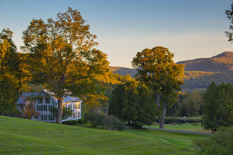 Sunset on white farm house Photograph by Vance Bell