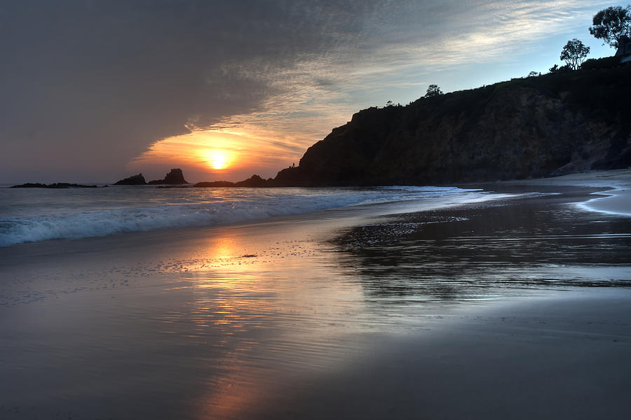 Sunset over Crescent Bay Photograph by Cliff Wassmann