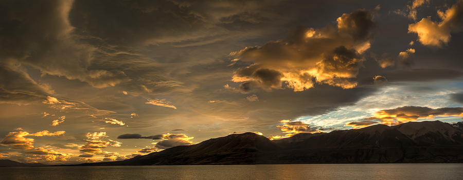 Sunset Over Lake Pukaki New Zealand Photograph by Colin Monteath