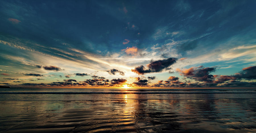 Sunset Over Sea Photograph by Wladimir Bulgar