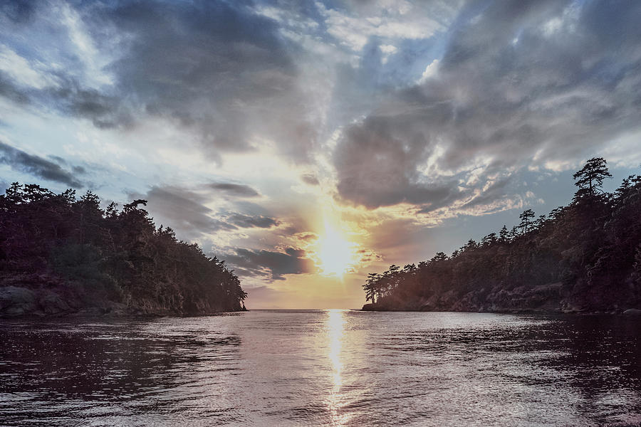 Sunset Photograph - Sunset Patos Island by Geoffrey Ferguson