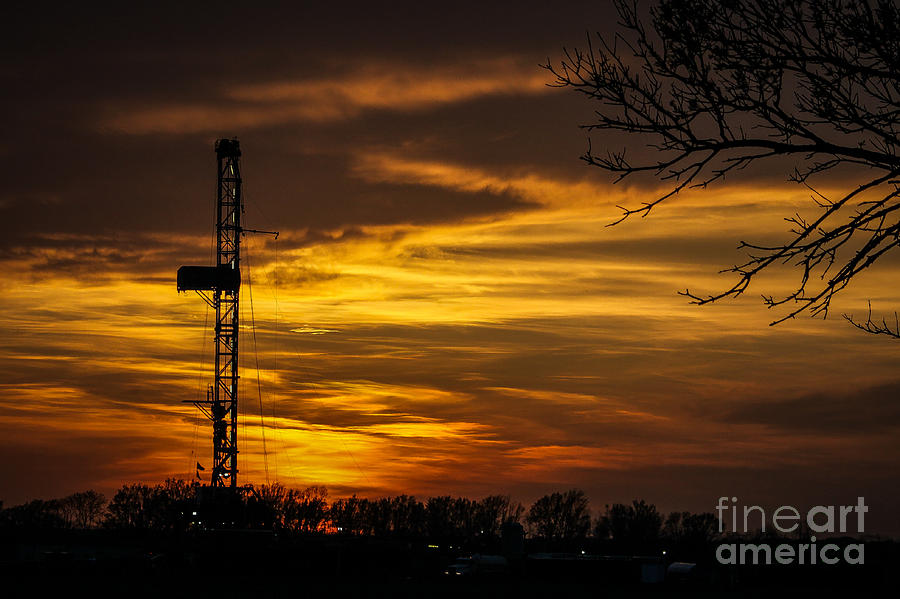 Sunset Photograph - Sunset Rig 1 by Jim McCain
