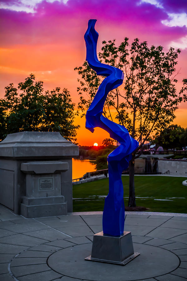 Sunset Sculpture Photograph by Ron Pate