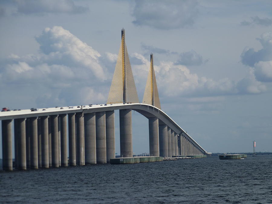 Sunshine Skyway Bridge Florida / Sunshine Skyway Bridge Tight View ...