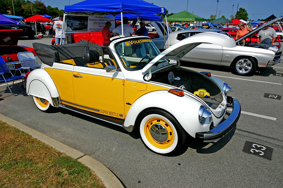 Super Beetle -- A Bug At A Car Show Photograph by Joseph C Hinson