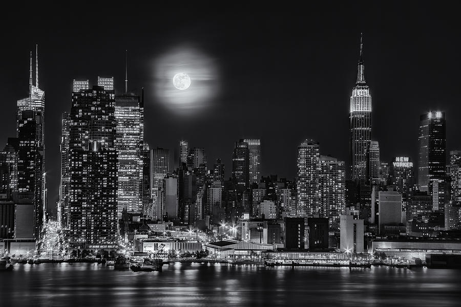 Empire State Building Photograph - Super Moon Over NYC BW by Susan Candelario