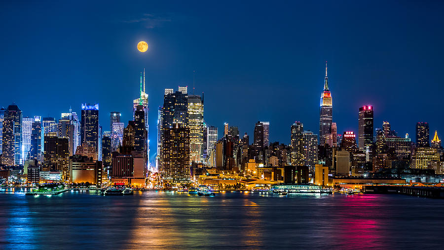Super Moon rise above Manhattan Photograph by Mihai Andritoiu