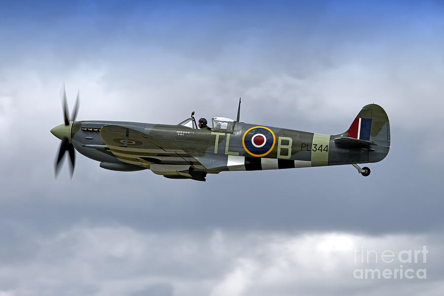 Airplane Photograph - Supermarine Spitfire LF IXe PL344 G-IXCC by Andrew Harker