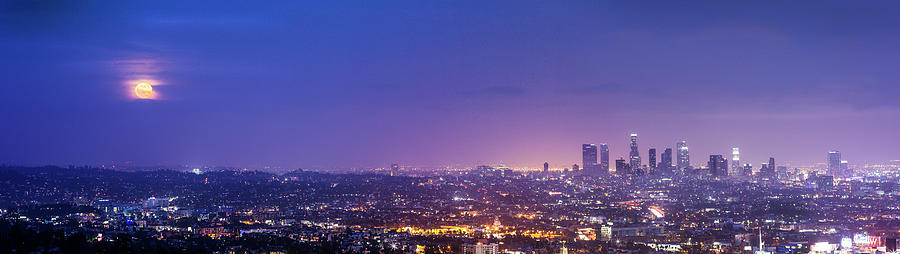 Supermoon In Los Angeles Photograph by Sungjin Ahn Photography
