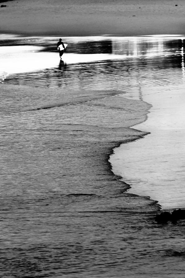 Surfer Photograph by Edgar Laureano - Fine Art America