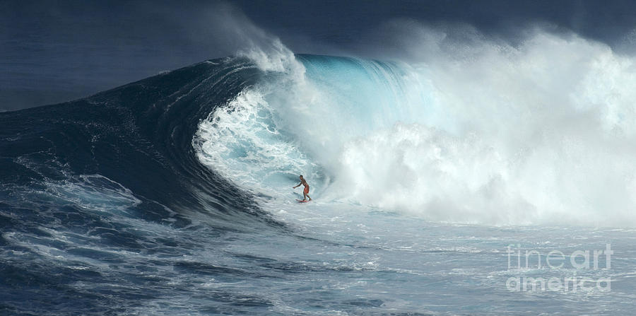 Surfing Jaws Hawaiian Islands Photograph by Bob Christopher
