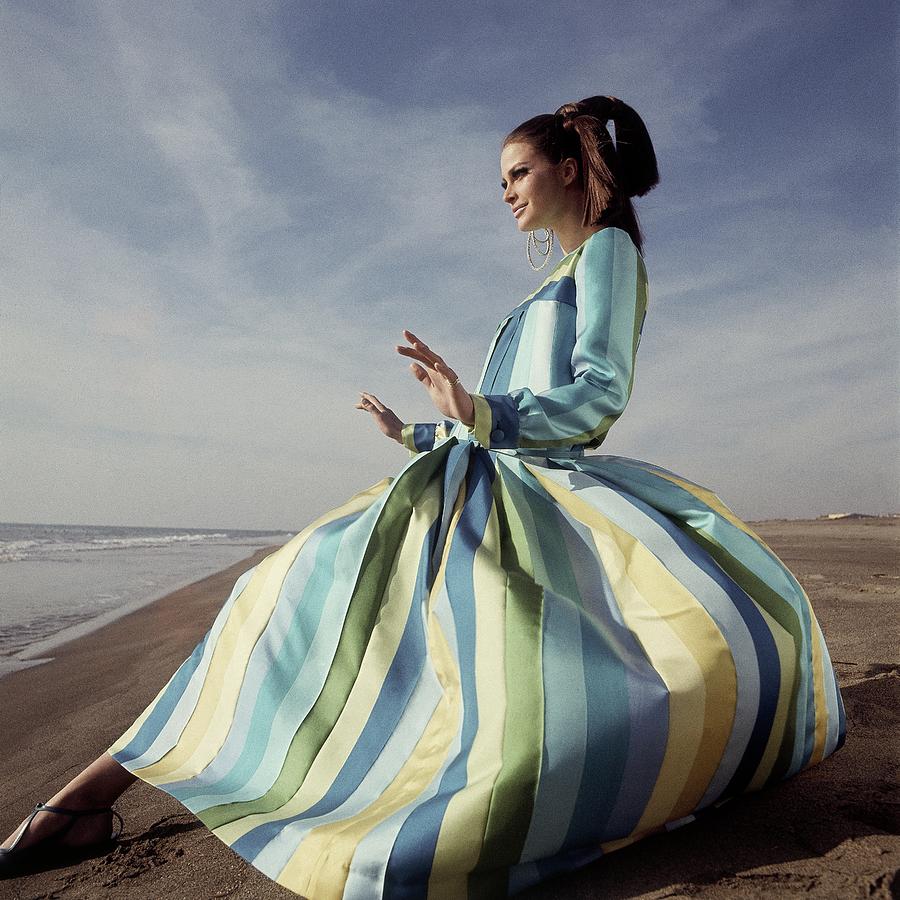 Editha Dussler Posing On A Beach Photograph by Henry Clarke
