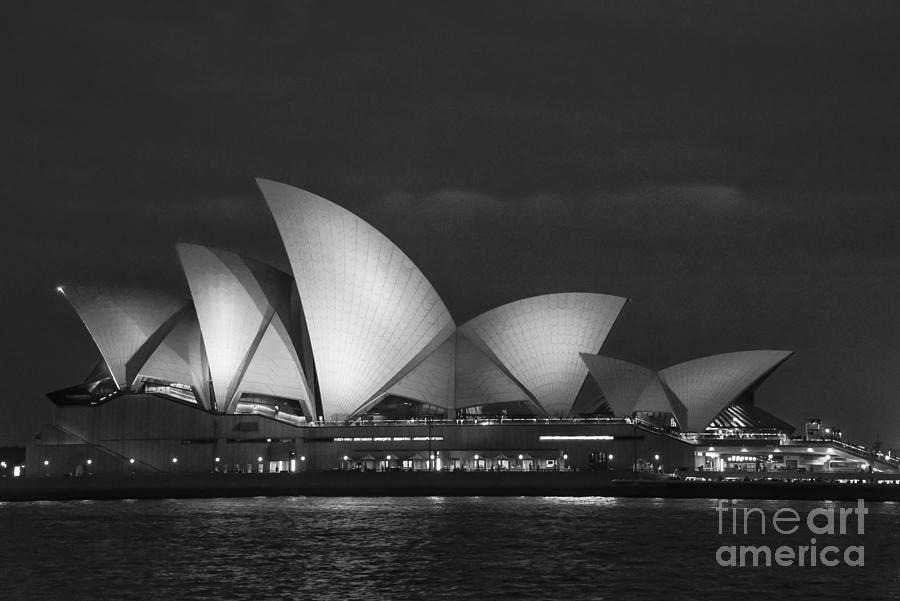 Sydney Opera House in Evening Light 2 Photograph by Bob Phillips - Fine ...