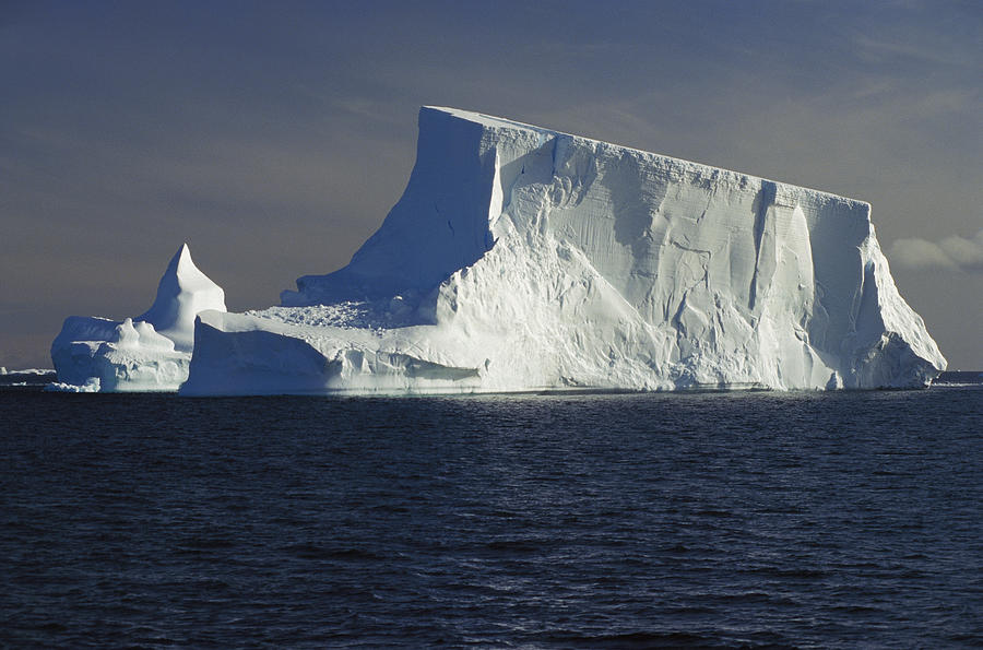 Tabular Iceberg In Bransfield Strait Photograph by Gerry Ellis