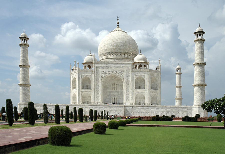 Taj Mahal from Lawn Photograph by IlexImage