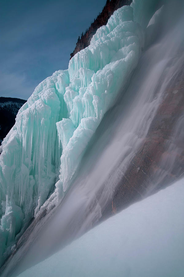 Takakkaw Falls, Yoho National Park Photograph by Peter Essick Takakkaw Falls, Yoho National Park Photograph by Peter Essick