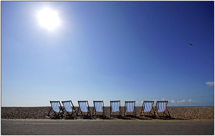 Take A Seat And Watch The Sun Photograph by Photography By Southseadave