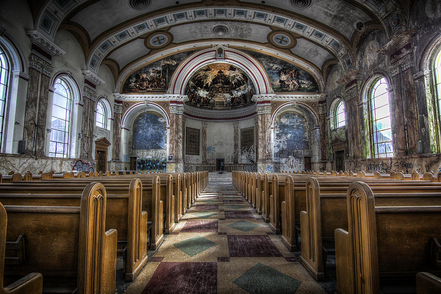 Take me to church Photograph by Rob Dietrich