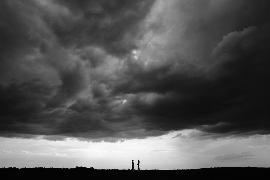 Talk Under The Sky Photograph by Simun Ascic
