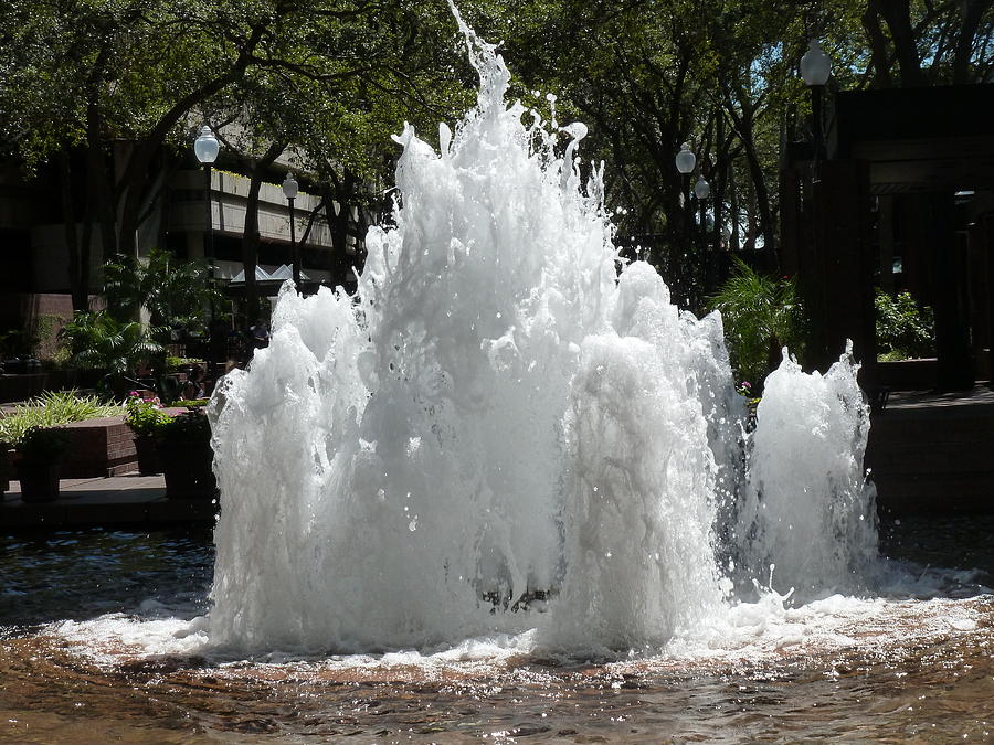 Tampa Florida Downtown Fountain Photograph by Andrew Rodgers - Pixels